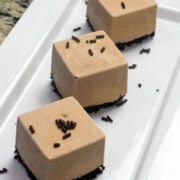 No-bake mocha cheesecake bites