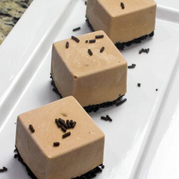 No-bake mocha cheesecake bites
