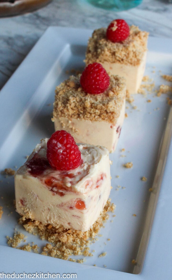 No-bake Raspberry Cheesecake Bites